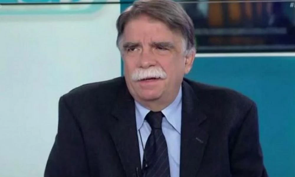 Βατόπουλος: "Σπάνιο, αλλά πιθανό να κολλήσεις γρίπη και κορονοϊό"